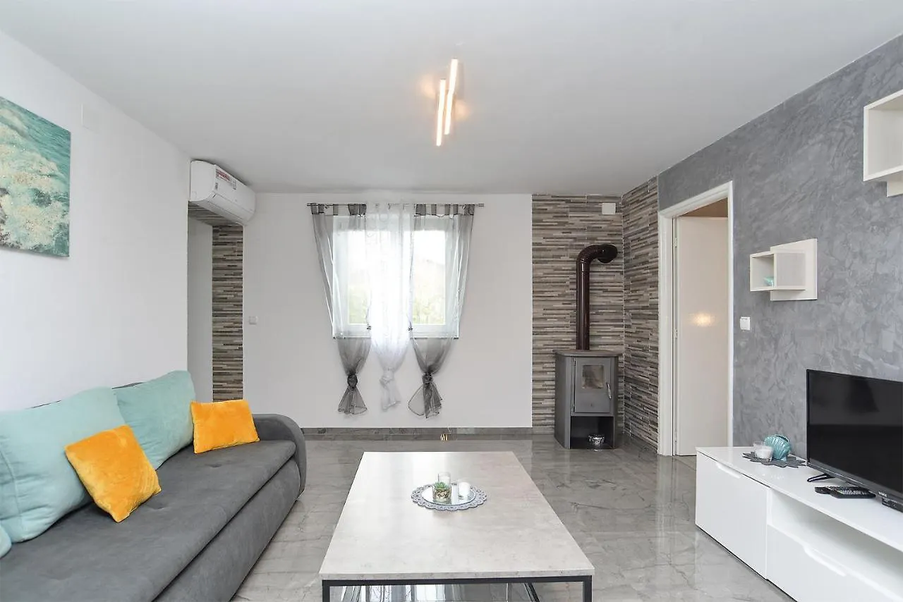 House Fazana 2154 Villa